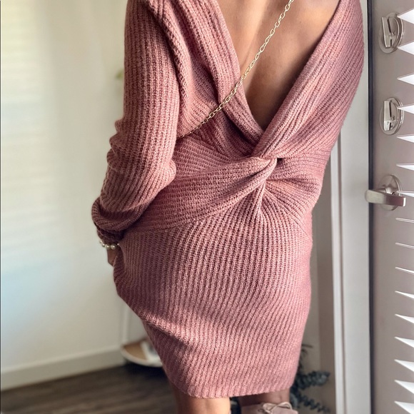 Open Back Chunky Sweater Dress XS - Picture 3 of 10